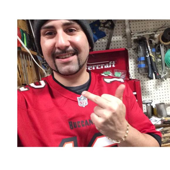 Meet your Posher, Mark - Picture 1 of 1